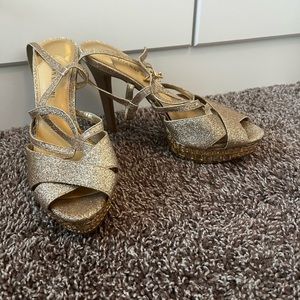 Gianni Bini Gold Heels